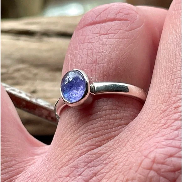 Natural Tanzanite Cabochon Sterling Silver Ring | sz 10 - Picture 6 of 8